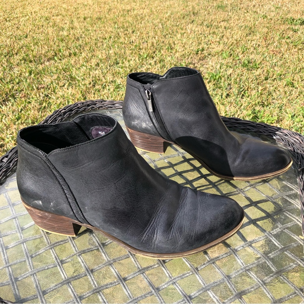 Lucky Brand Barstyn Black Leather Ankle Bootie 9.5